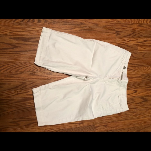 Capris - Picture 3 of 3